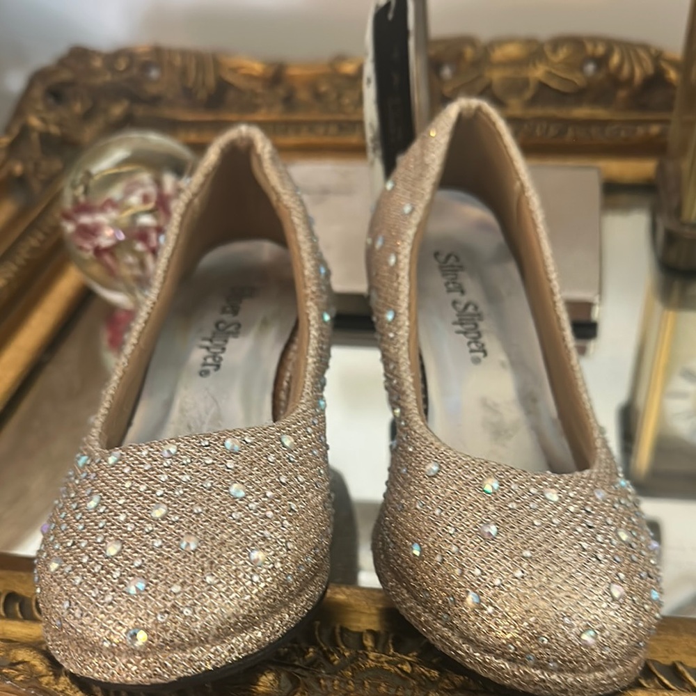 Sliver Slipper kids  Gold Embellished heel pumps